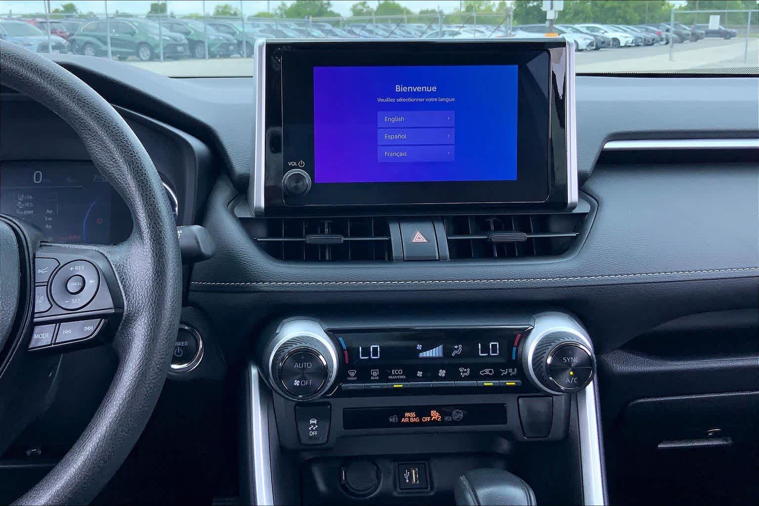 2025 Toyota RAV4 Hybrid XLE - 6