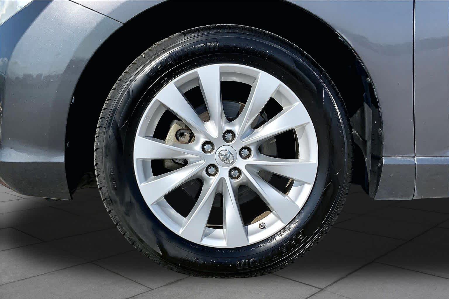 2013 Toyota Venza LE Magnetic Gray Metallic at Westside Kia