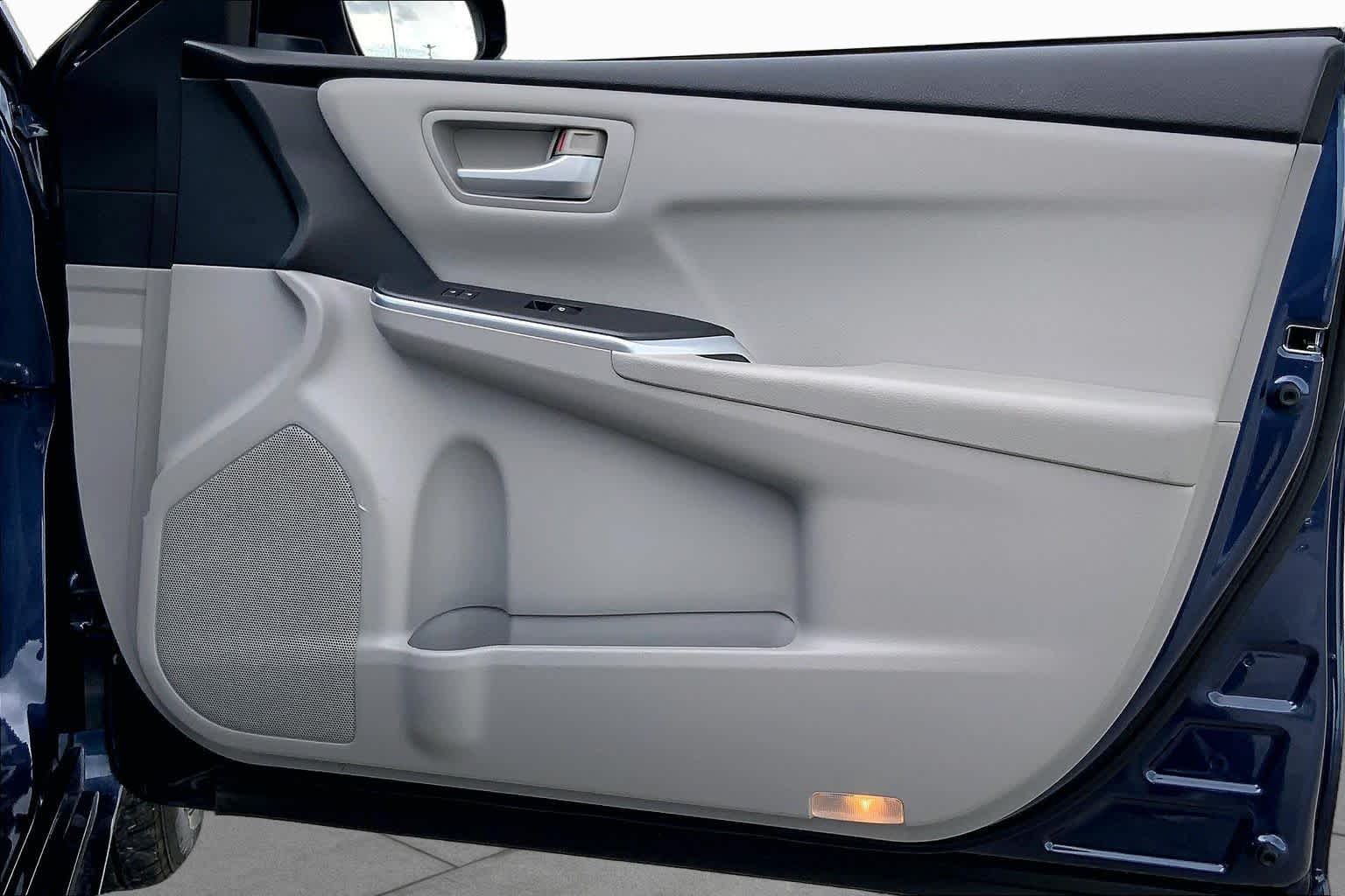 2015 Toyota Camry LE Parisian Night Pearl at Group 1 Toyota Southwest
