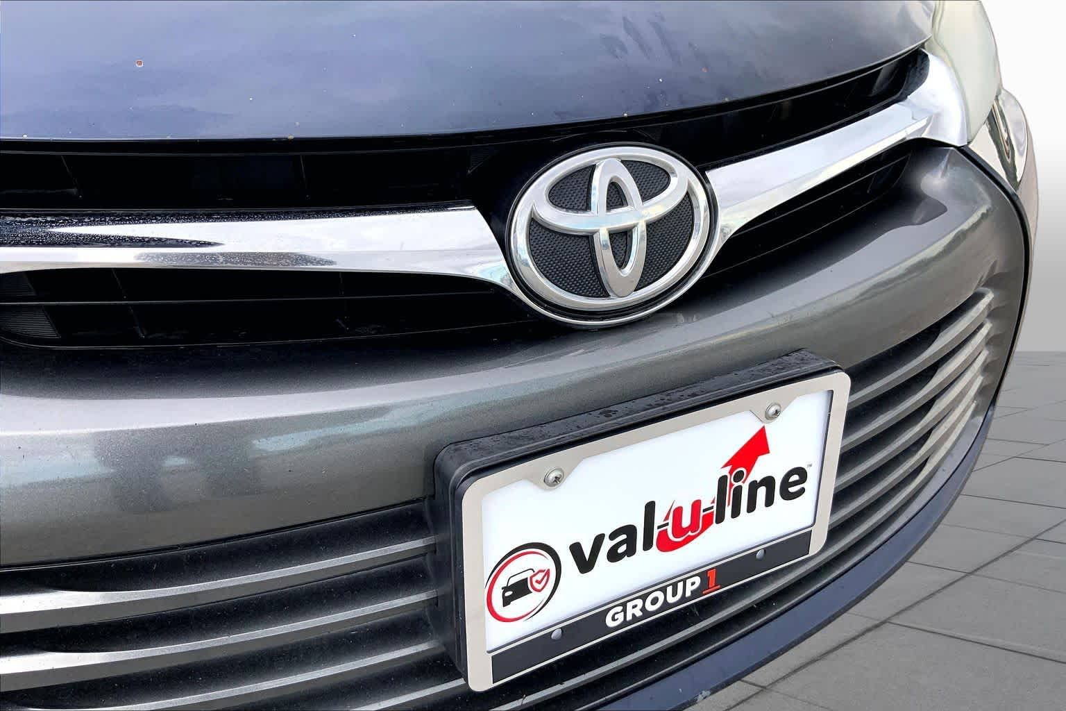 2015 Toyota Camry LE Parisian Night Pearl at Group 1 Toyota Southwest