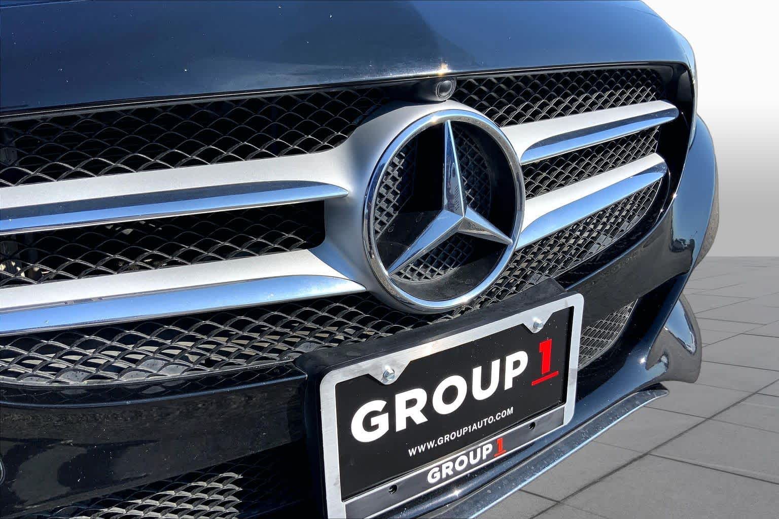 2017 Mercedes-Benz C 300 photo 29 of 36