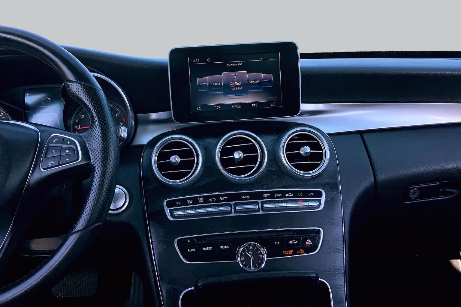 2017 Mercedes-Benz C 300 photo 7 of 36