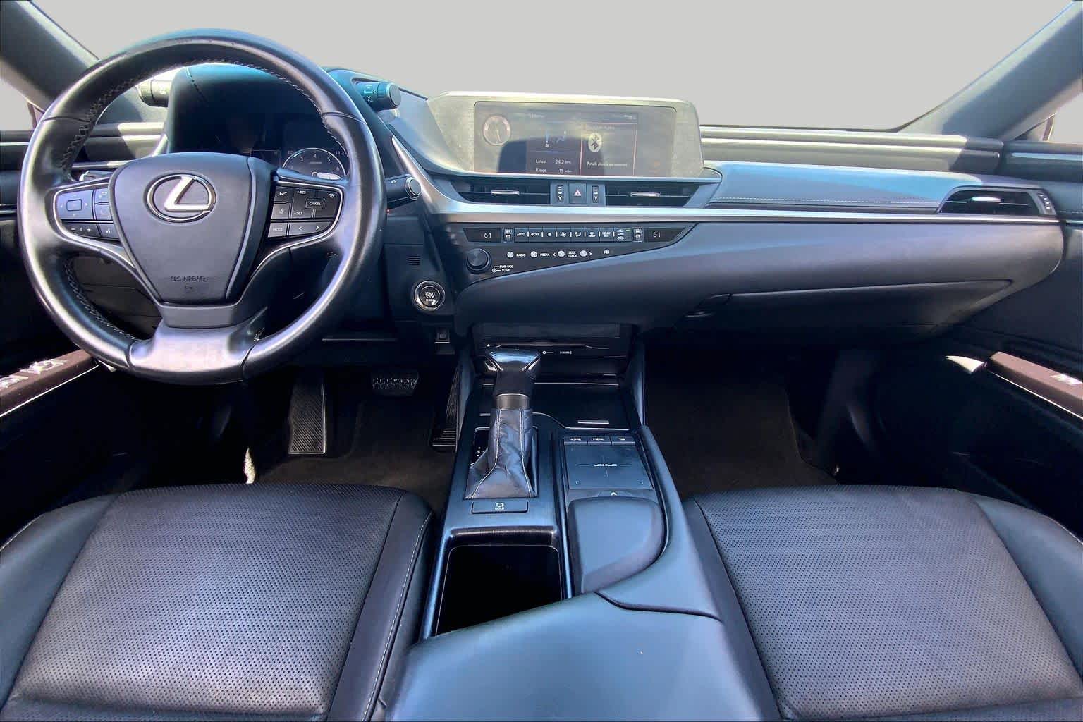 2019 Lexus ES 350  Eminent White Pearl at Lexus of Clear Lake