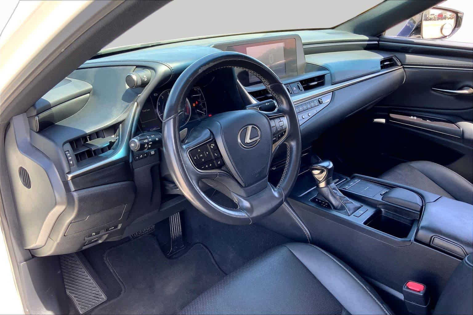 2019 Lexus ES 350  Eminent White Pearl at Lexus of Clear Lake