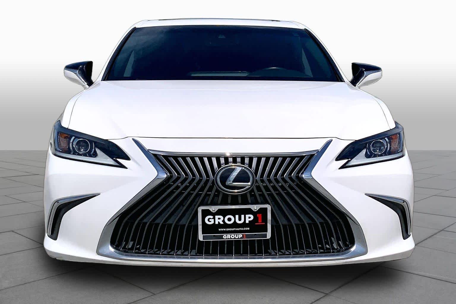 2019 Lexus ES 350  Eminent White Pearl at Lexus of Clear Lake