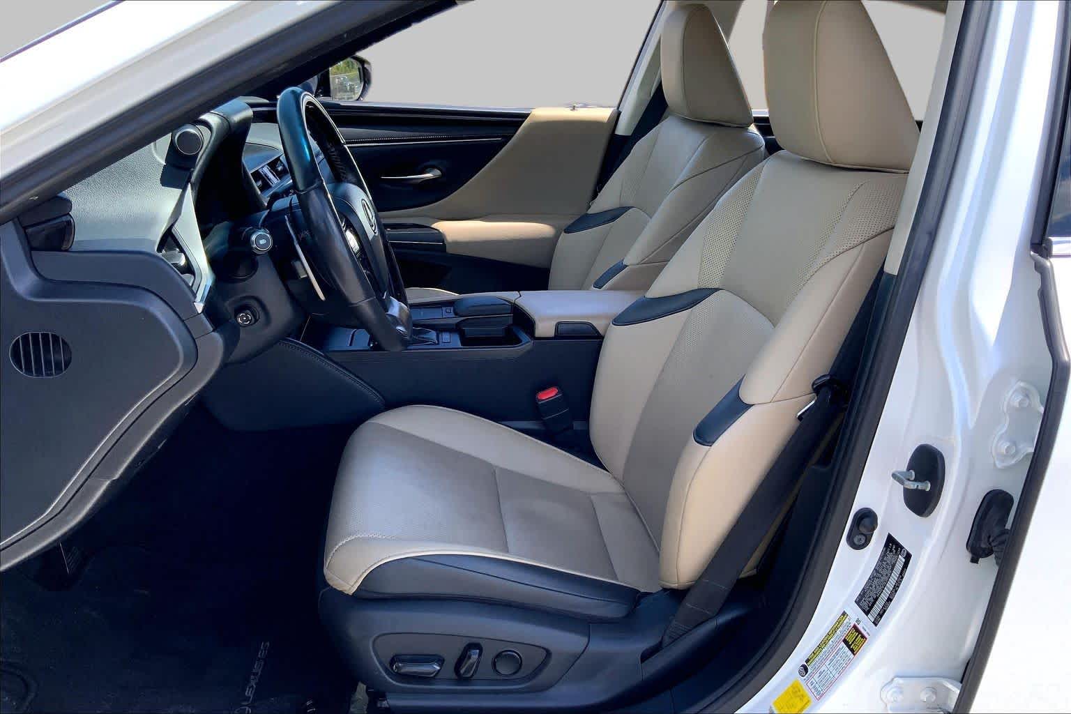 2020 Lexus ES 350  Eminent White Pearl at Group 1 Toyota Southwest