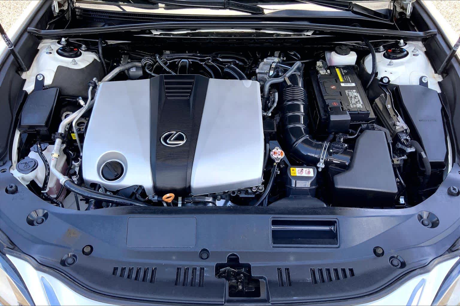 2020 Lexus ES 350  Eminent White Pearl at Group 1 Toyota Southwest