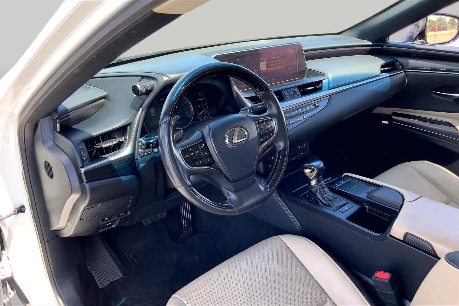 2020 Lexus ES 350  Eminent White Pearl at Group 1 Toyota Southwest