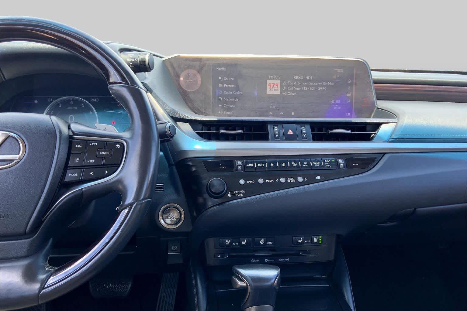 2020 Lexus ES 350  Eminent White Pearl at Group 1 Toyota Southwest