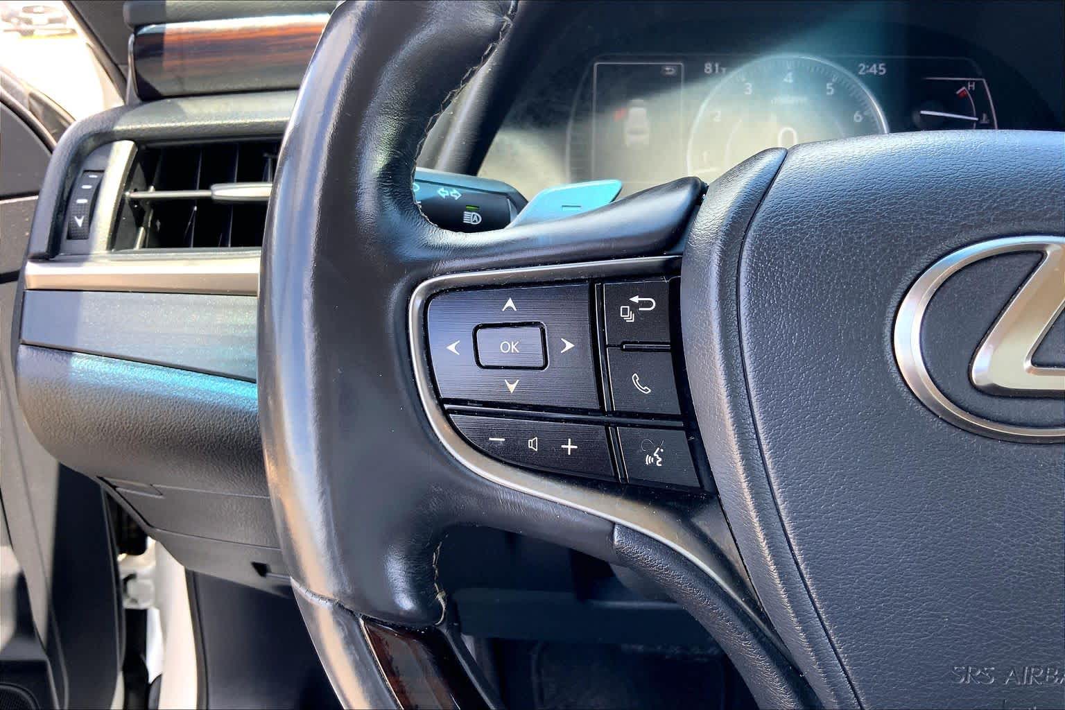 2020 Lexus ES 350  Eminent White Pearl at Group 1 Toyota Southwest