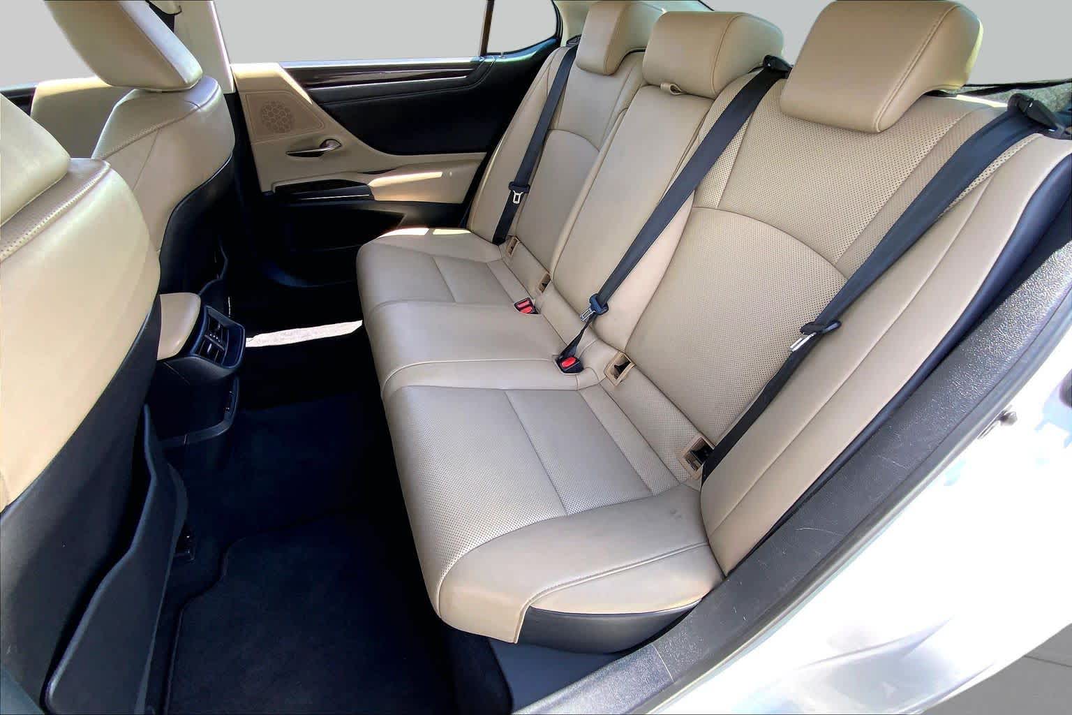 2020 Lexus ES 350  Eminent White Pearl at Group 1 Toyota Southwest