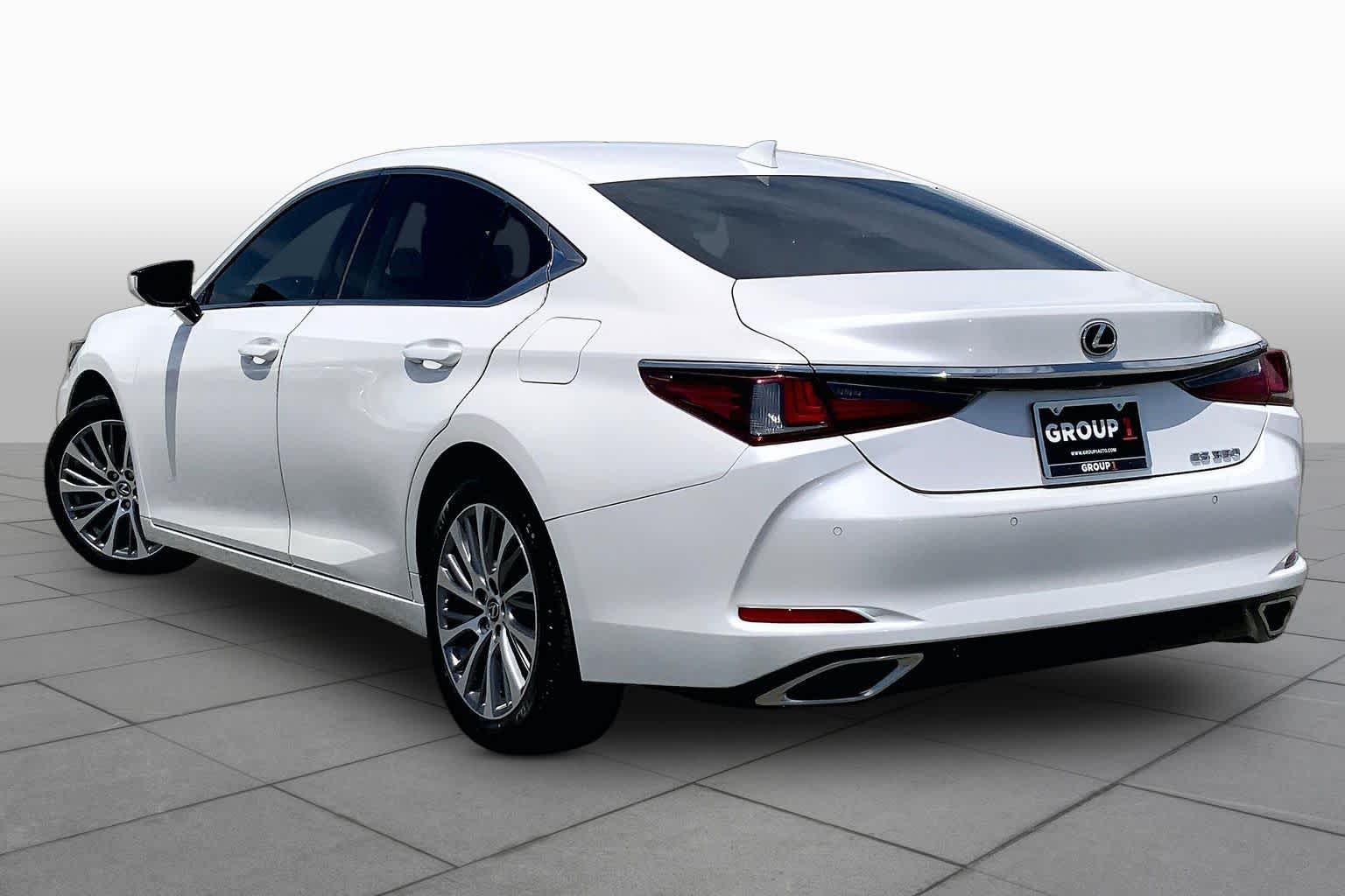 2020 Lexus ES 350  Eminent White Pearl at Group 1 Toyota Southwest