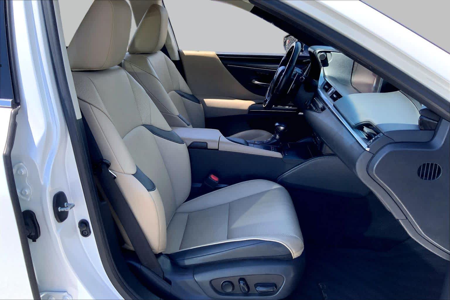 2020 Lexus ES 350  Eminent White Pearl at Group 1 Toyota Southwest