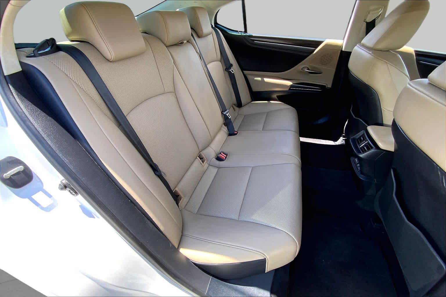 2020 Lexus ES 350  Eminent White Pearl at Group 1 Toyota Southwest