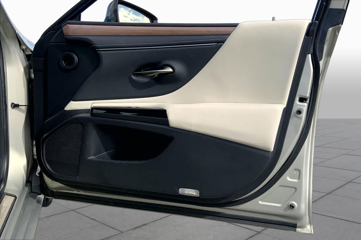2024 Lexus ES 350  Moonbeam Beige Metallic at Lexus Southwest Houston