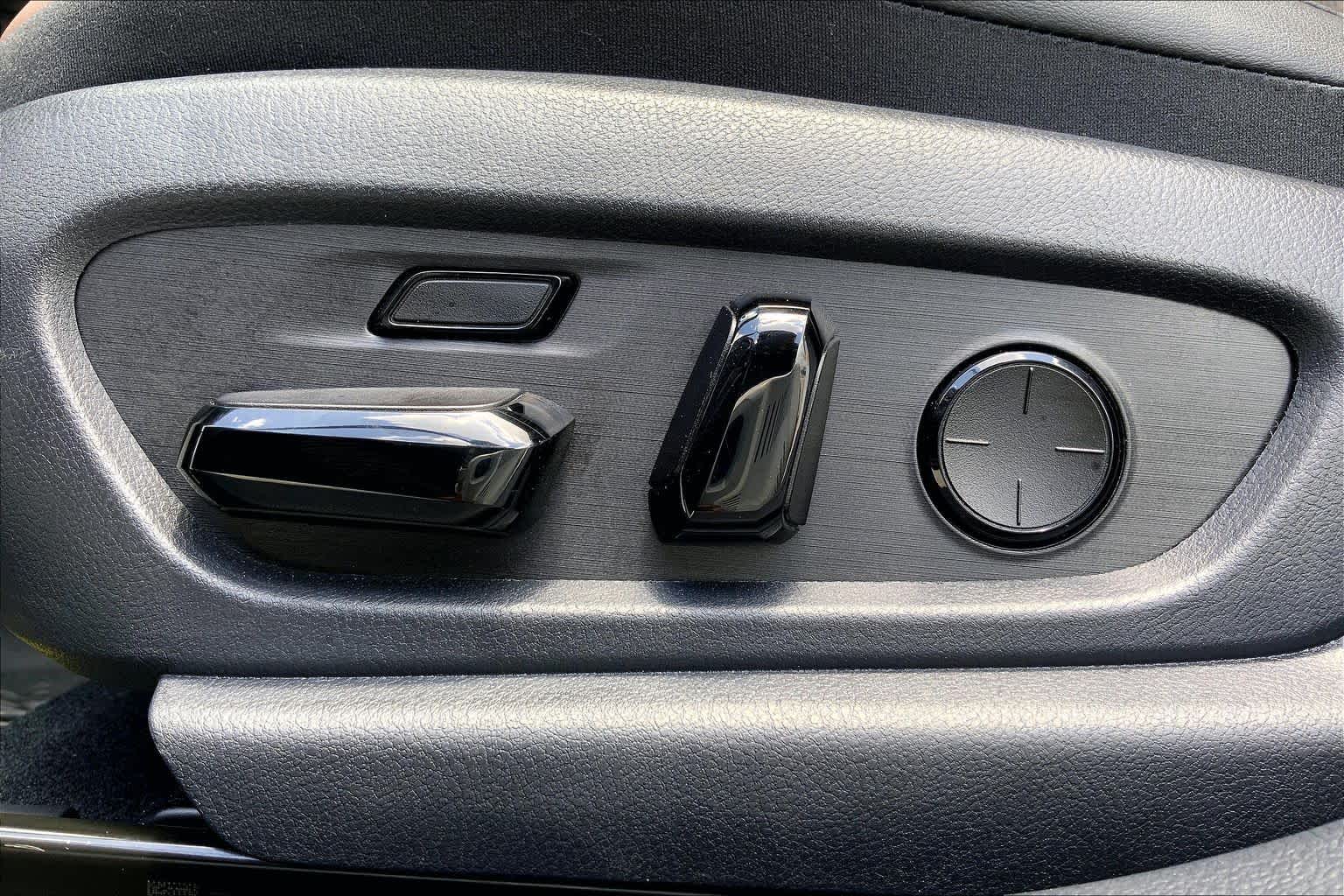 2025 Lexus ES 350 Ultra Luxury  Eminent White Pearl at Lexus Southwest Houston