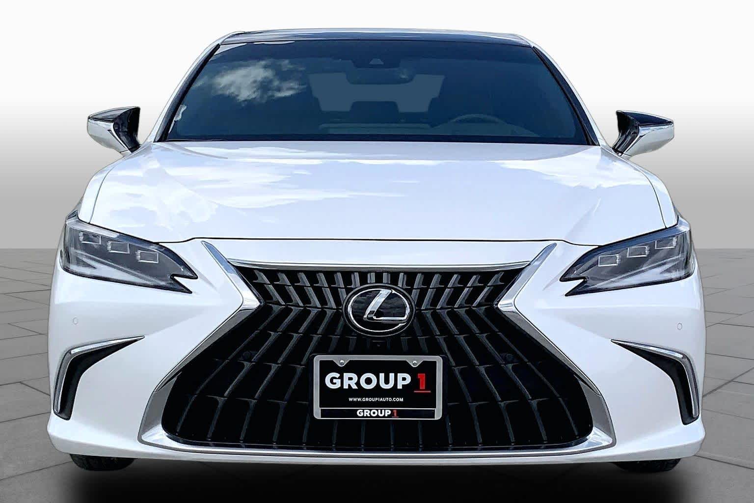 2025 Lexus ES 350 Ultra Luxury  Eminent White Pearl at Lexus Southwest Houston