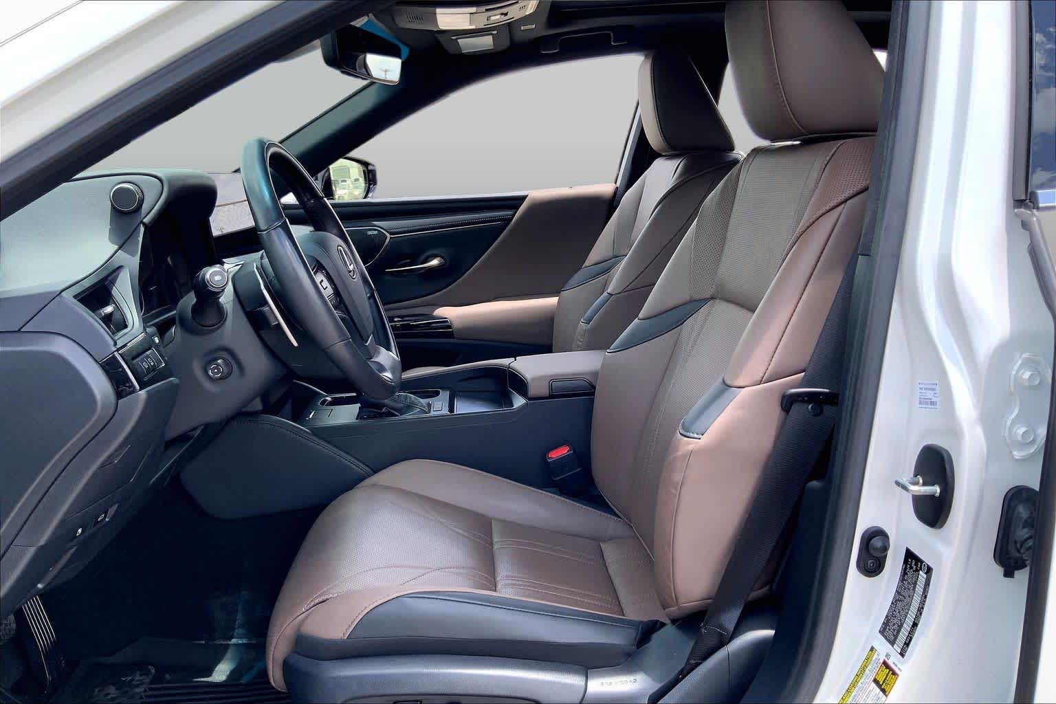 2025 Lexus ES 350 Ultra Luxury  Eminent White Pearl at Lexus Southwest Houston