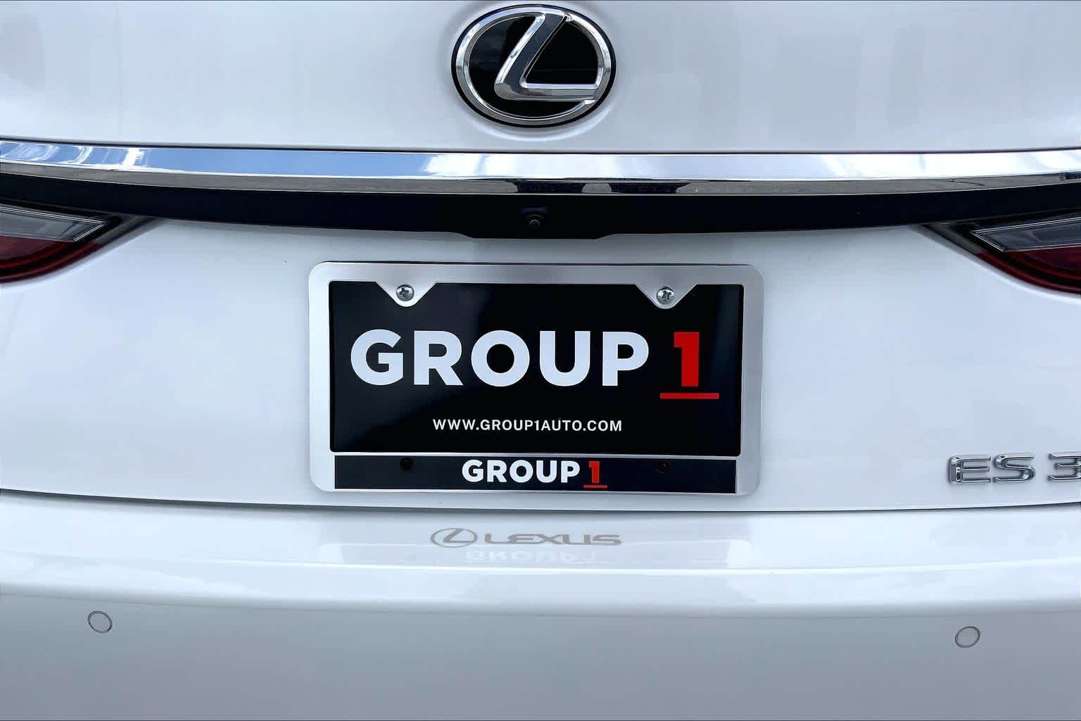2025 Lexus ES 350 Ultra Luxury  Eminent White Pearl at Lexus Southwest Houston
