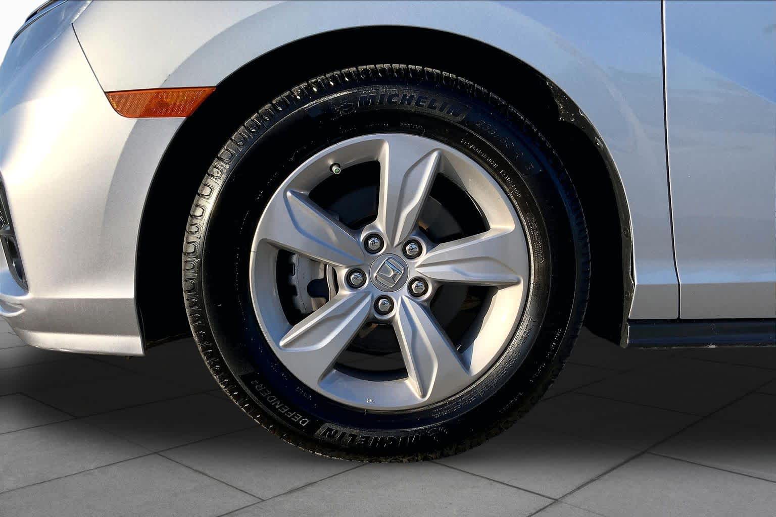 2019 Honda Odyssey EX Lunar Silver Metallic at Beck & Masten Kia