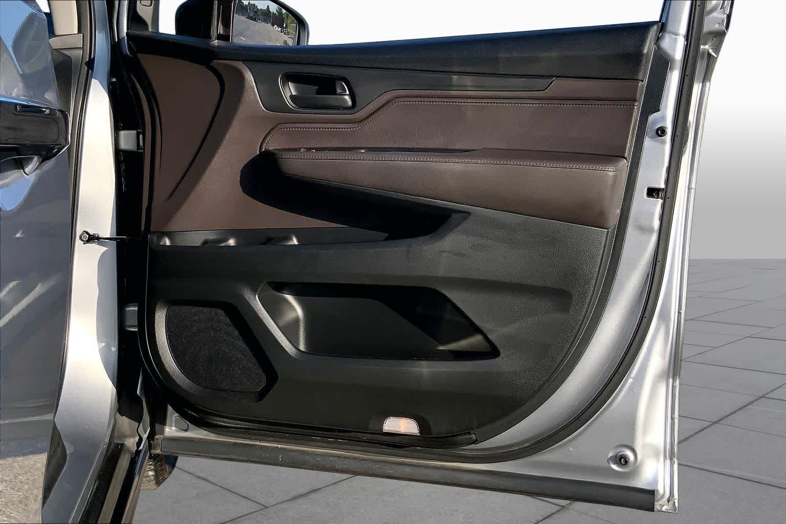 2019 Honda Odyssey EX Lunar Silver Metallic at Beck & Masten Kia