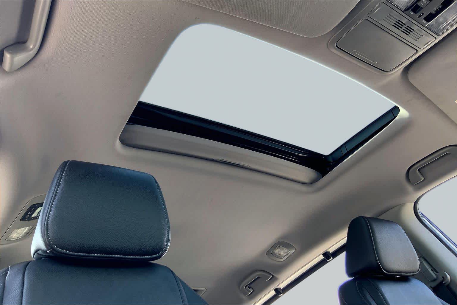 2021 Honda Odyssey EX-L Platinum White Pearl at Honda of Clear Lake