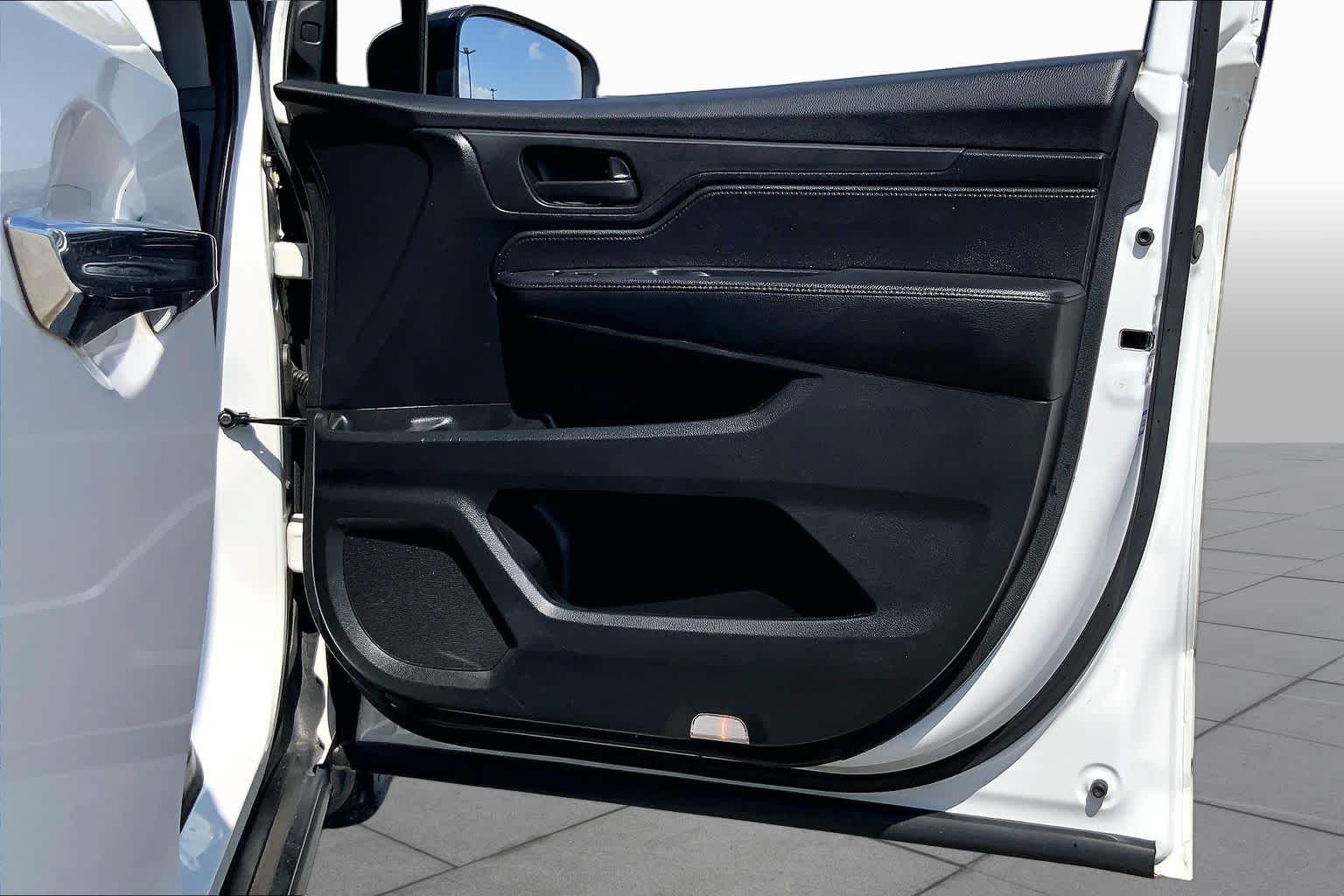 2021 Honda Odyssey EX-L Platinum White Pearl at Honda of Clear Lake