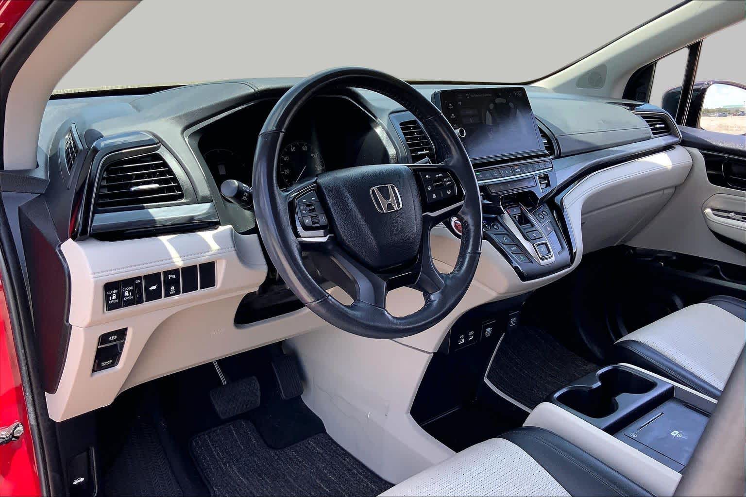 2025 Honda Odyssey Elite Radiant Red Metallic II at Honda of Clear Lake