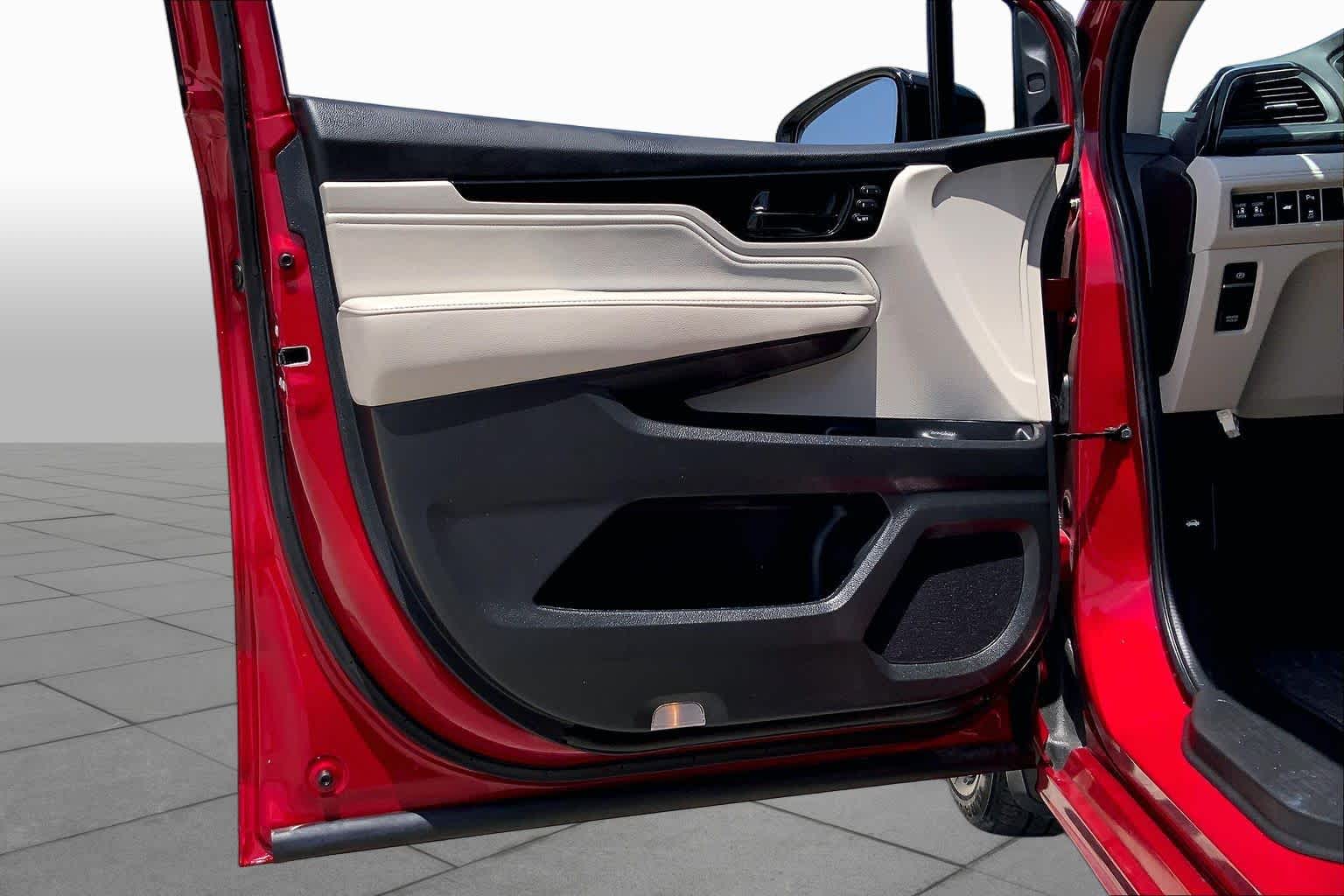 2025 Honda Odyssey Elite Radiant Red Metallic II at Honda of Clear Lake