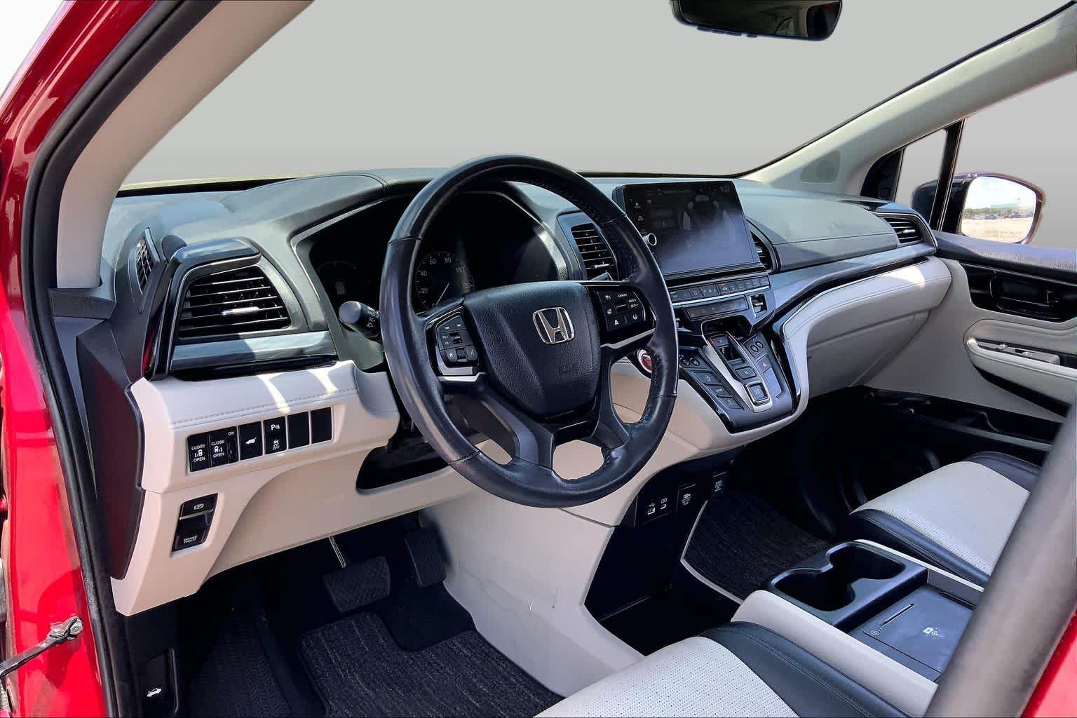 2025 Honda Odyssey Elite Radiant Red Metallic II at Honda of Clear Lake