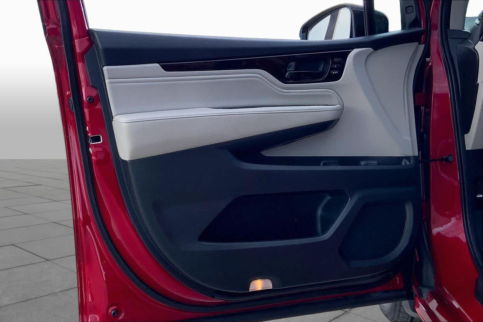 2025 Honda Odyssey Elite Radiant Red Metallic II at Honda of Clear Lake