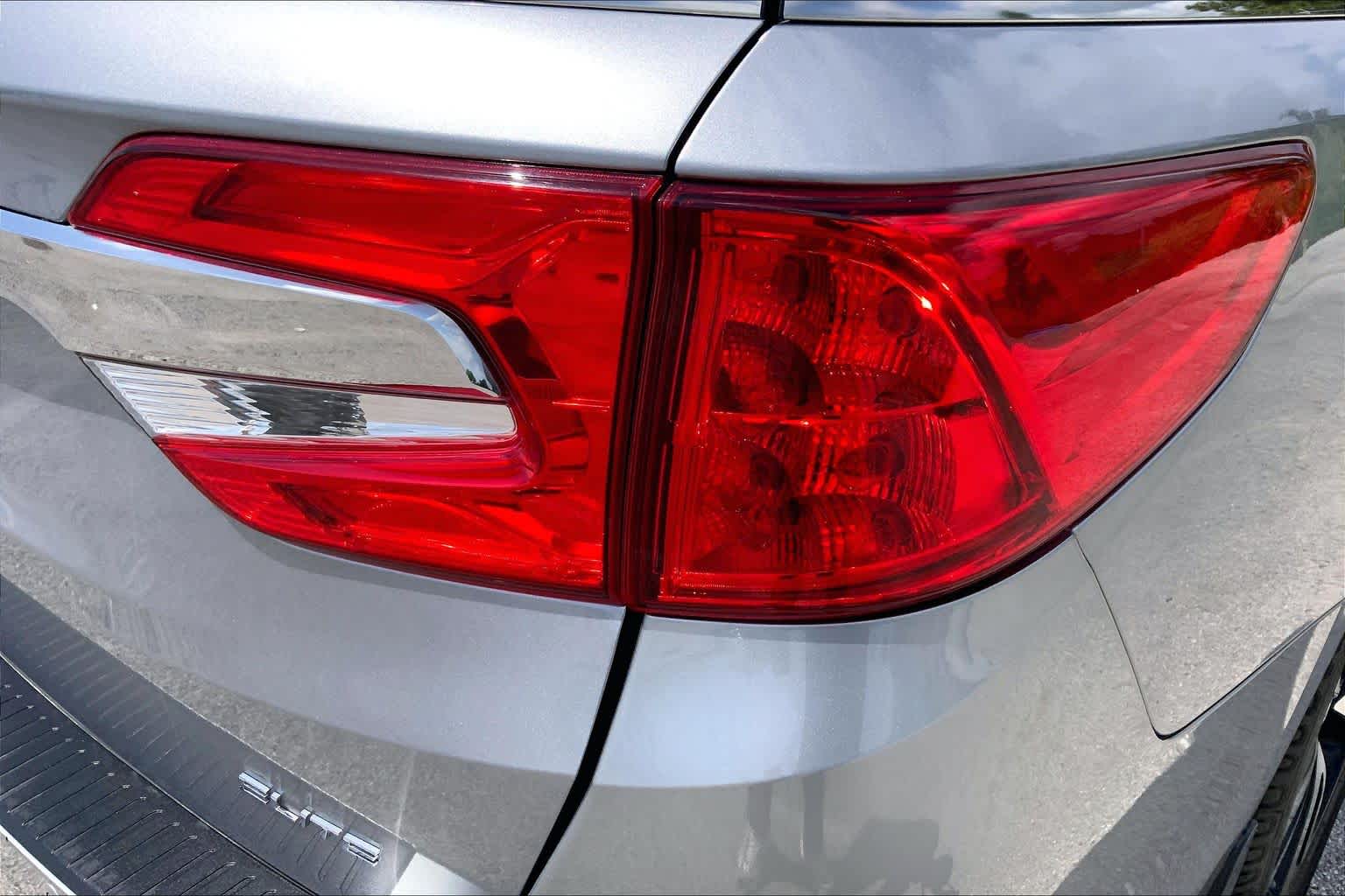 2020 Honda Odyssey Elite Lunar Silver Metallic at Group 1 Toyota Southwest