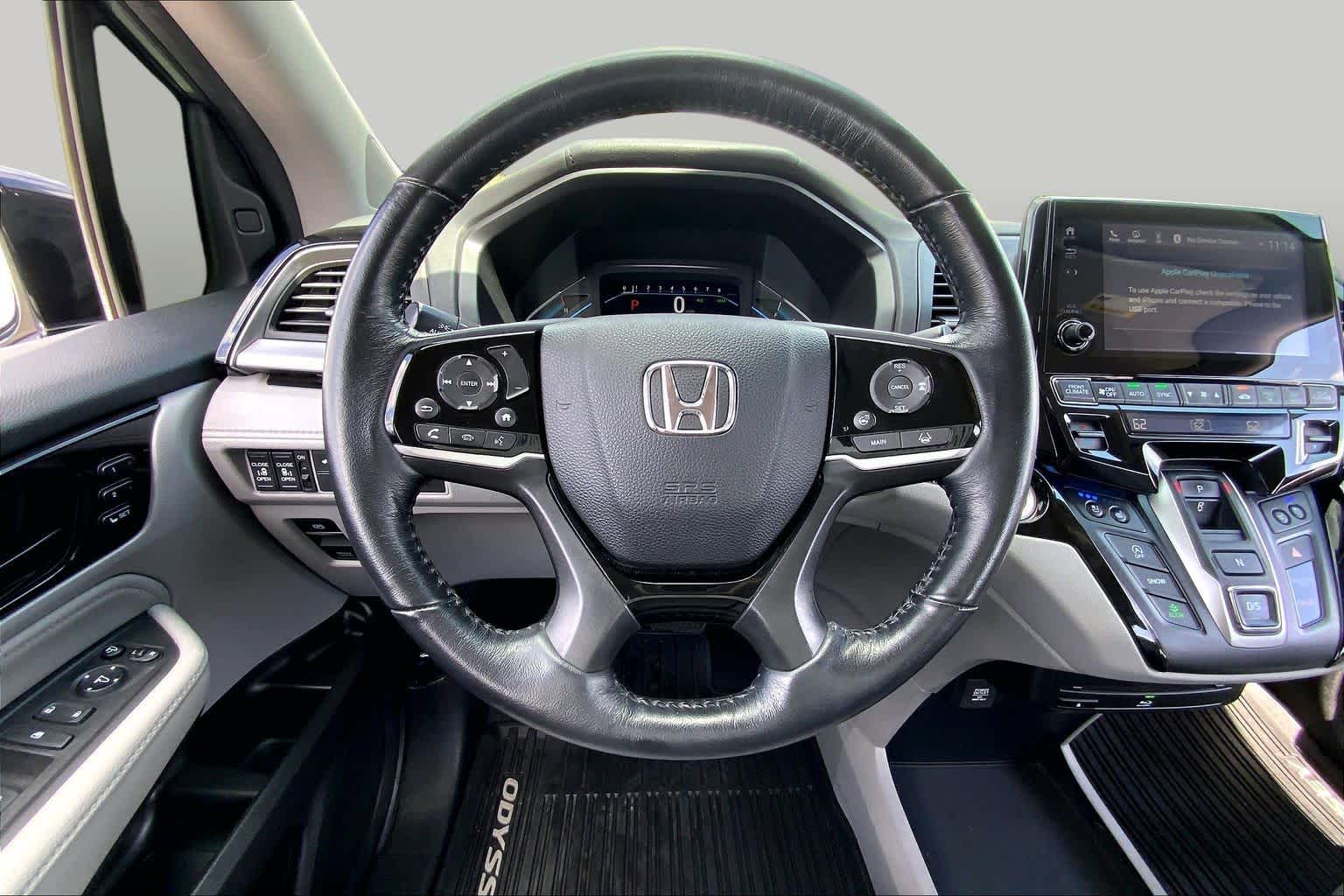 2020 Honda Odyssey Elite Lunar Silver Metallic at Group 1 Toyota Southwest
