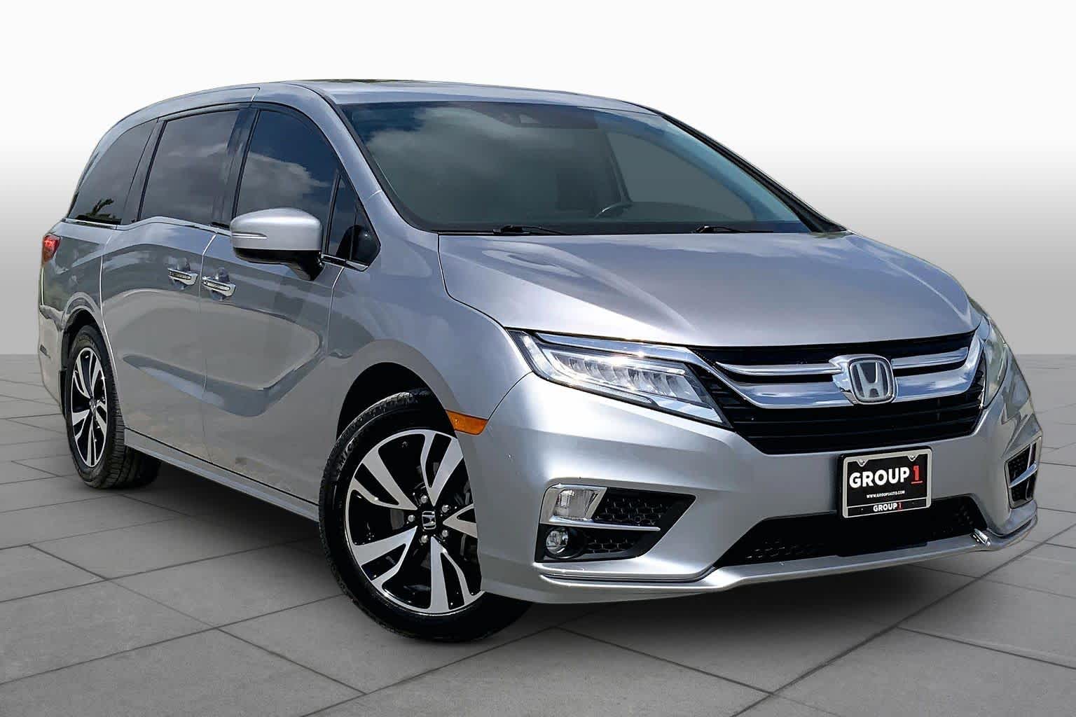 2020 Honda Odyssey Elite Lunar Silver Metallic at Group 1 Toyota Southwest