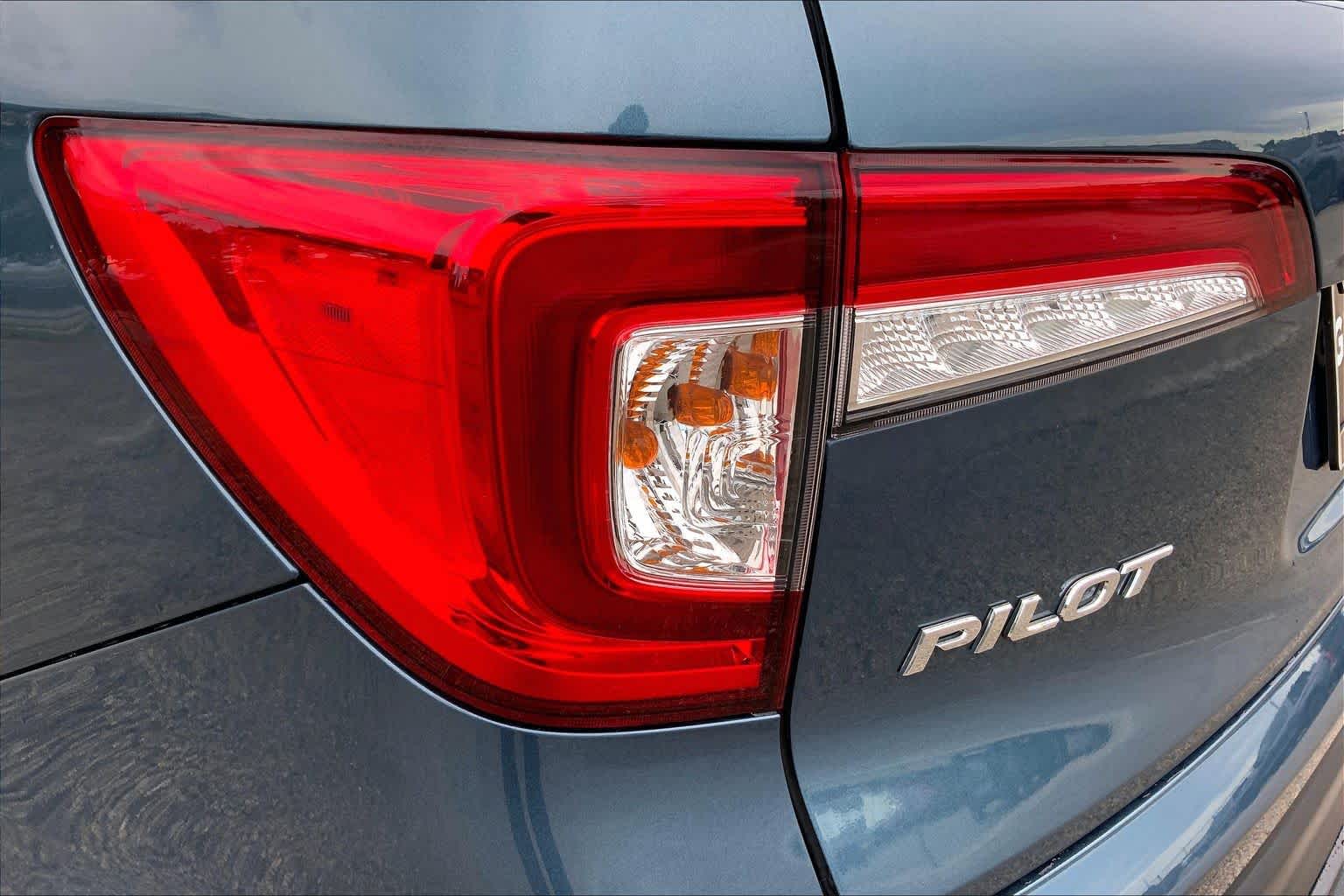 2022 Honda Pilot Special Edition Steel Sapphire Metallic at Lexus Southwest Houston