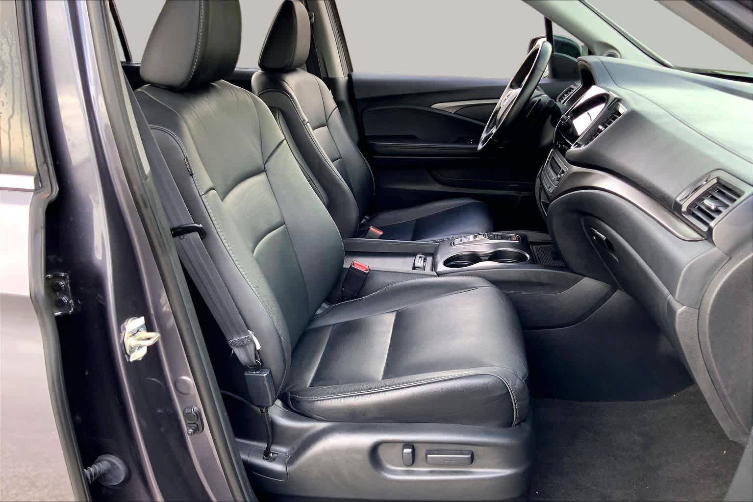 2021 Honda Pilot Special Edition Modern Steel Metallic at Honda of Clear Lake
