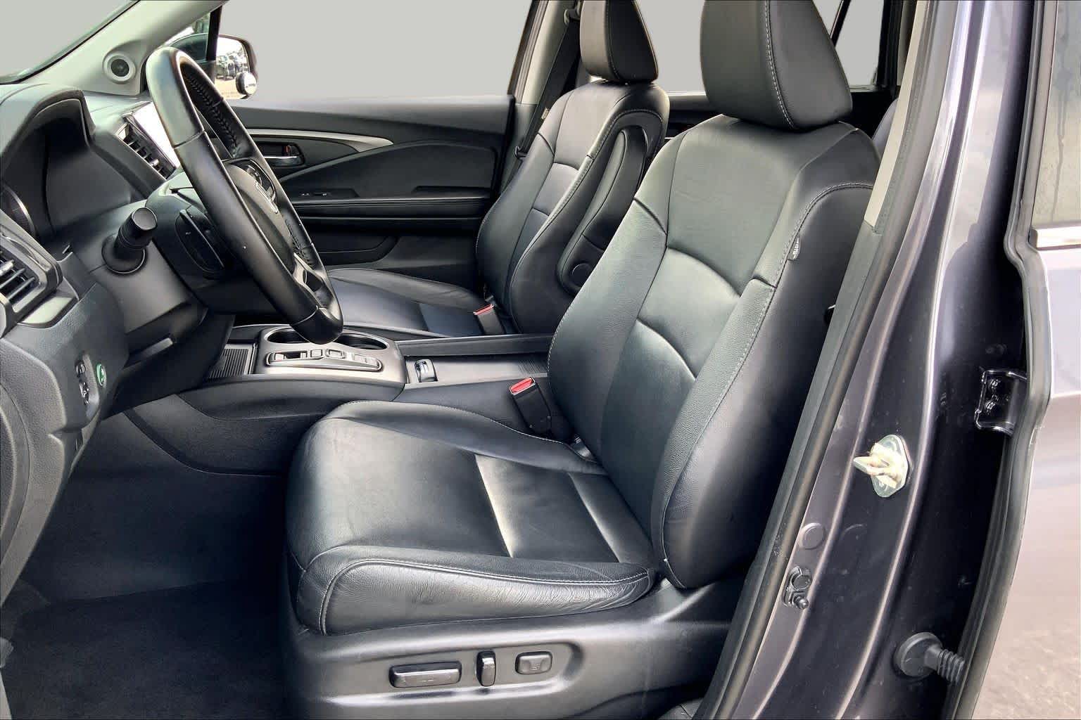 2021 Honda Pilot Special Edition Modern Steel Metallic at Honda of Clear Lake