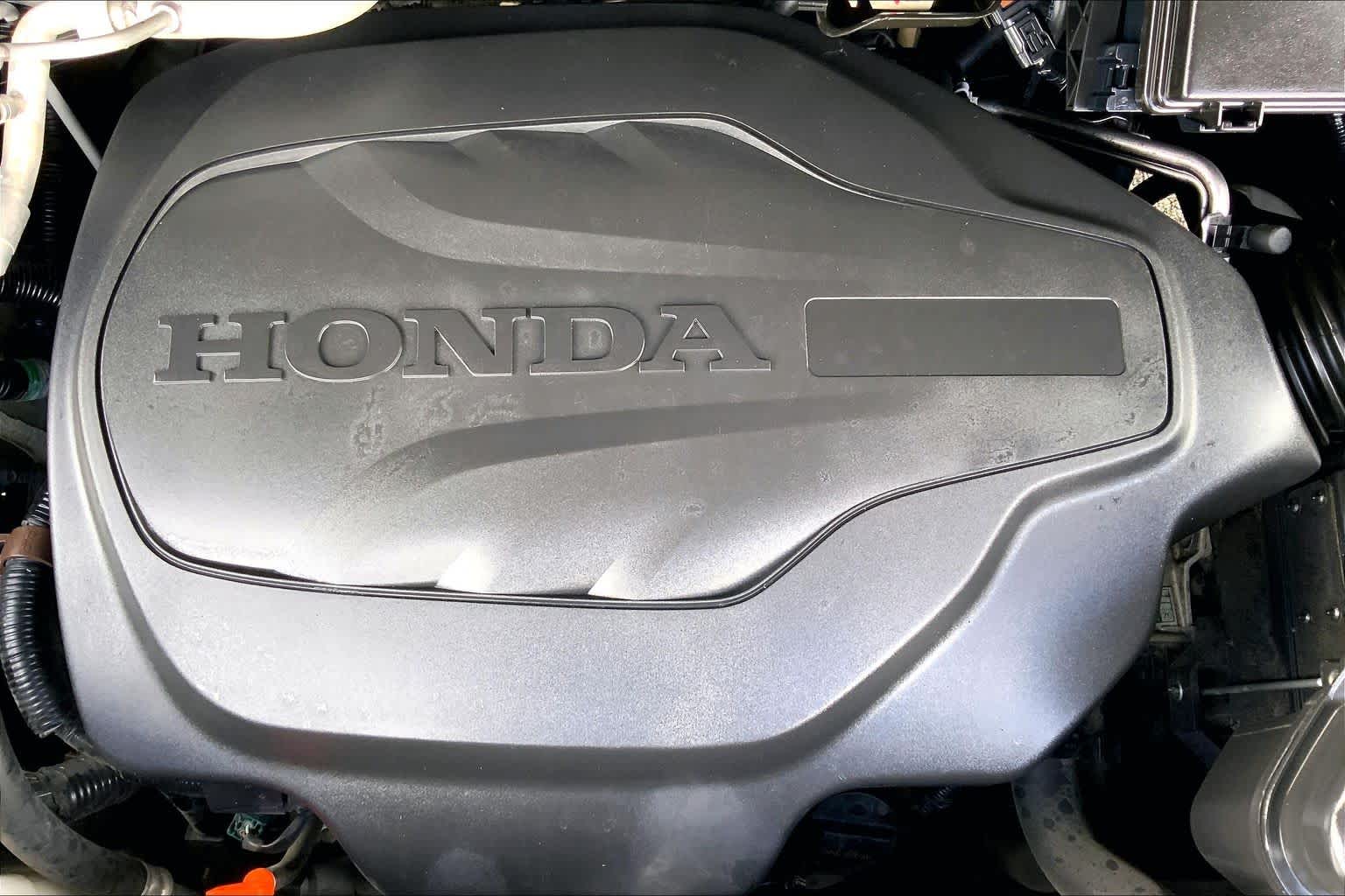 2021 Honda Pilot Special Edition Modern Steel Metallic at Beck & Masten Kia