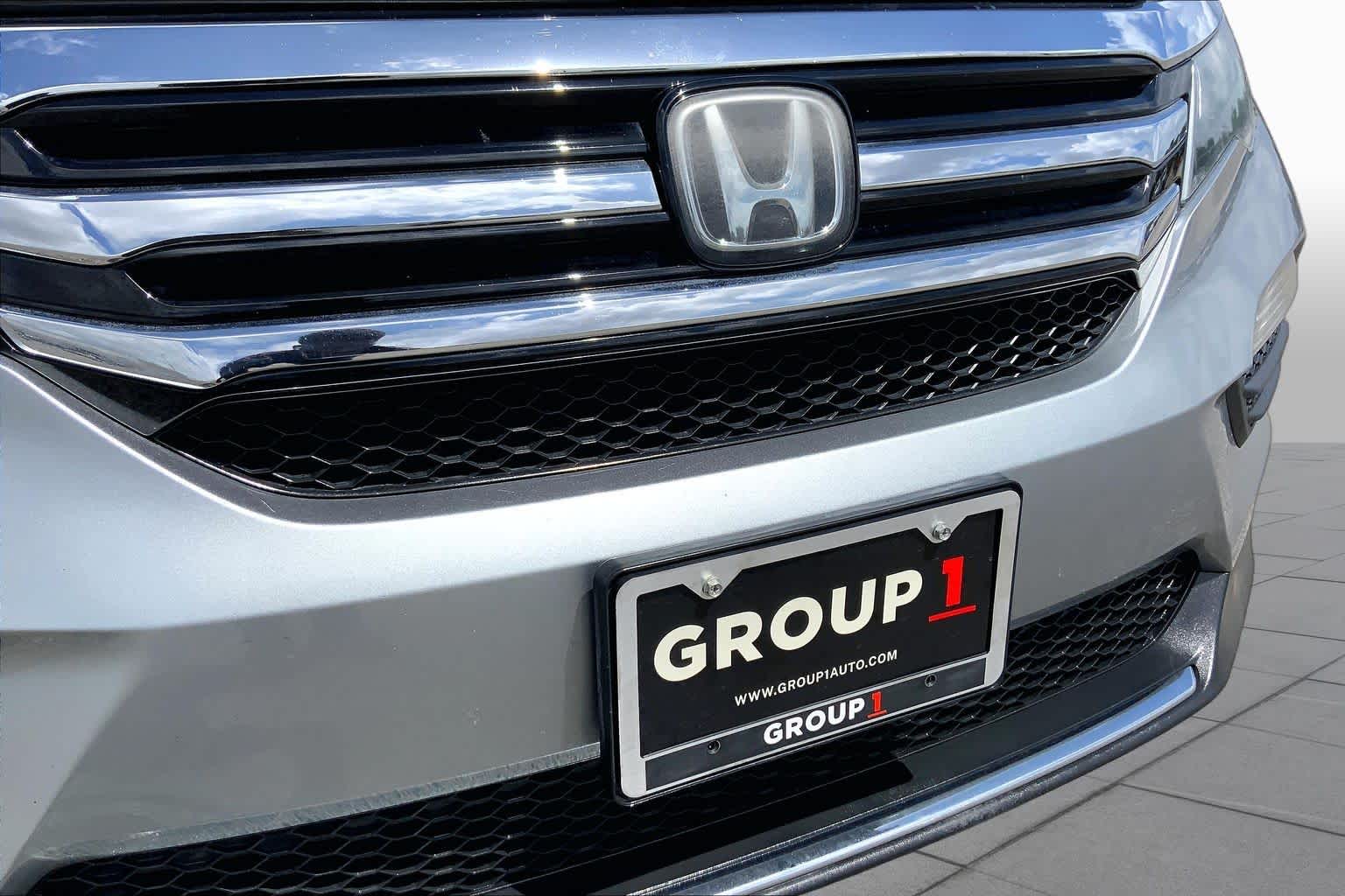 2018 Honda Pilot Elite Lunar Silver Metallic at Texan GMC Buick