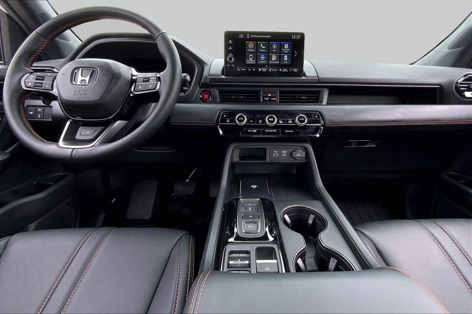 2025 Honda Pilot TrailSport Platinum White Pearl at Honda of Clear Lake