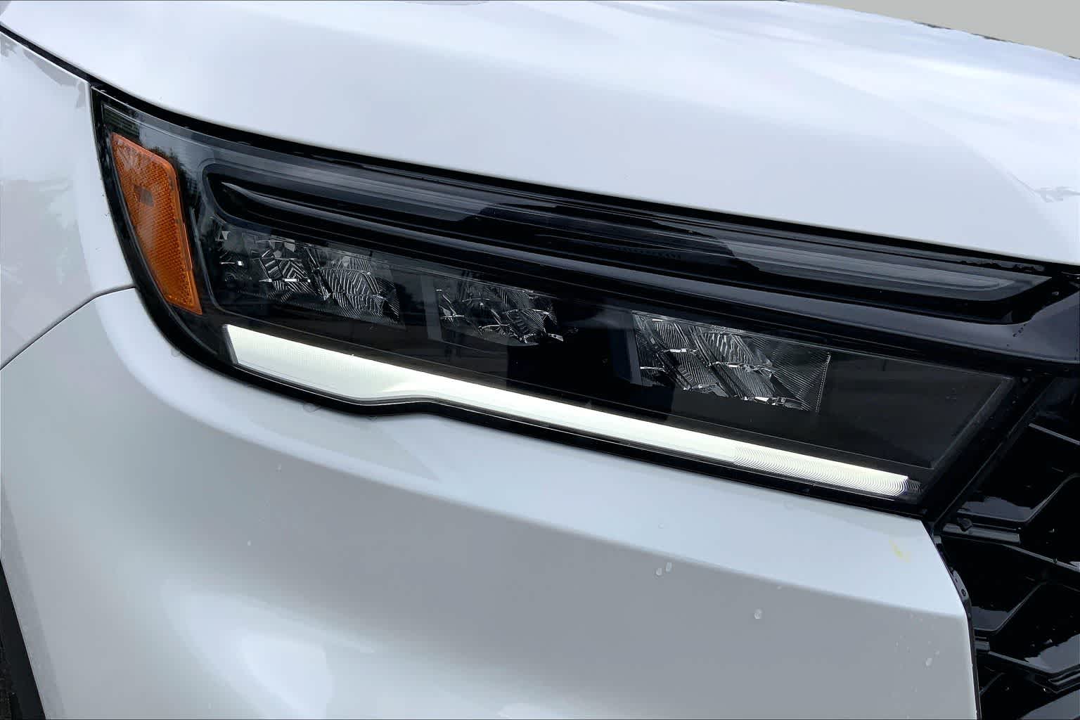 2025 Honda Pilot TrailSport Platinum White Pearl at Honda of Clear Lake