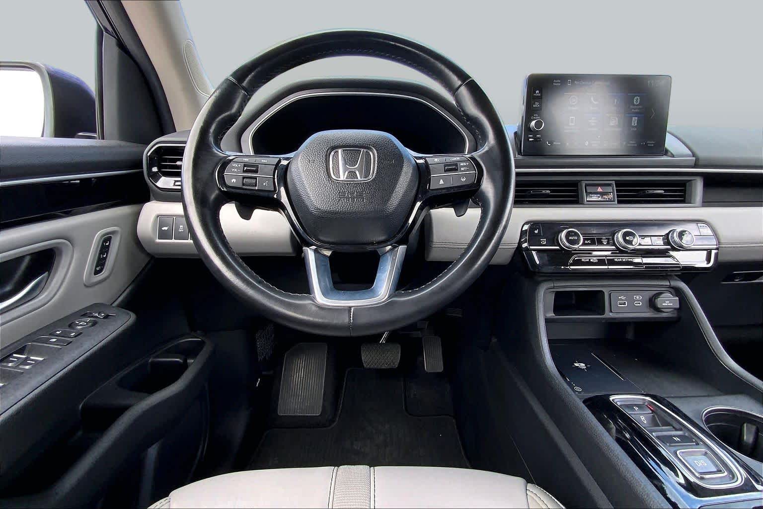 2024 Honda Pilot EX-L 8 Passenger Obsidian Blue Pearl at Tomball Ford