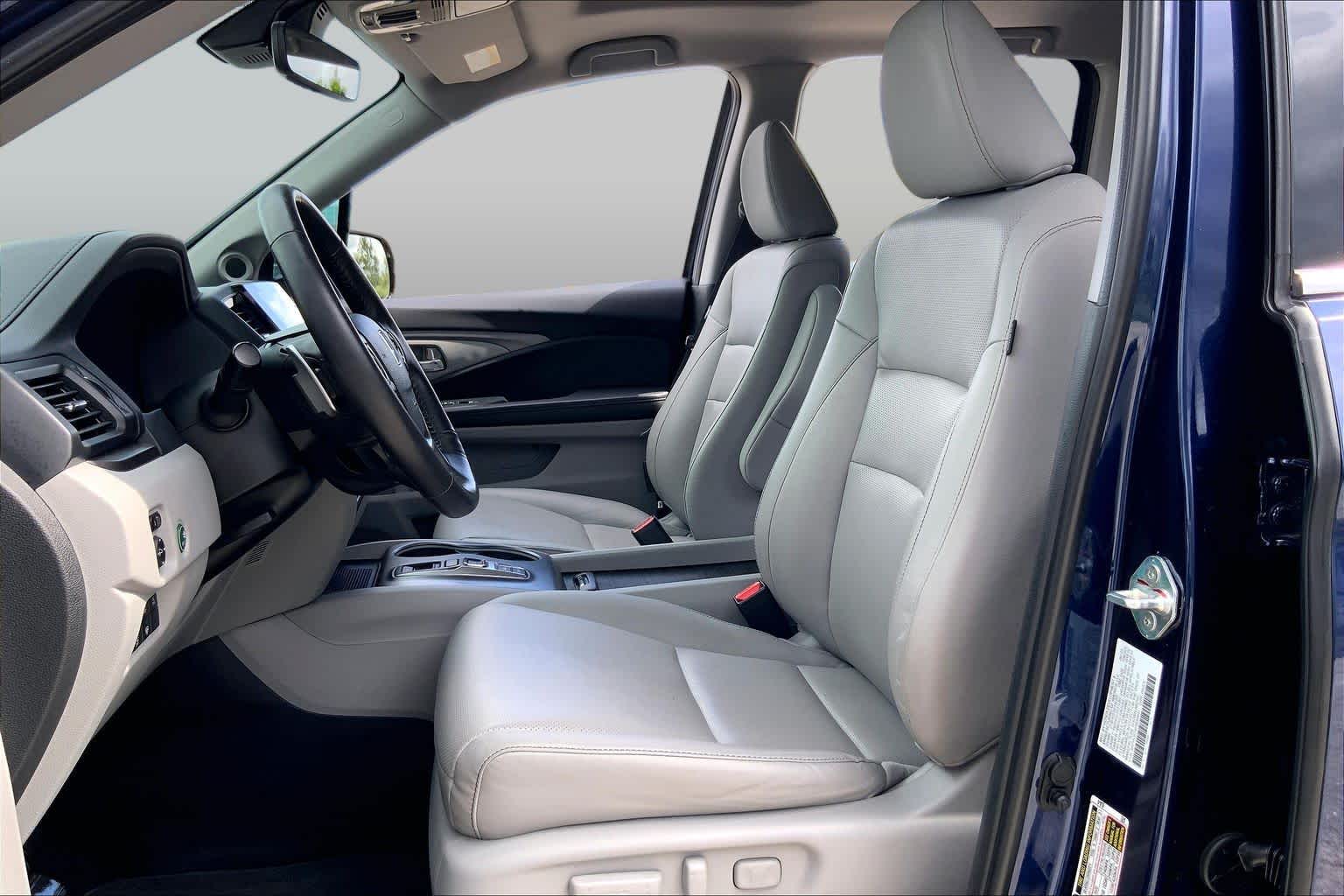 2023 Honda Ridgeline RTL-E Obsidian Blue Pearl at Honda of Clear Lake