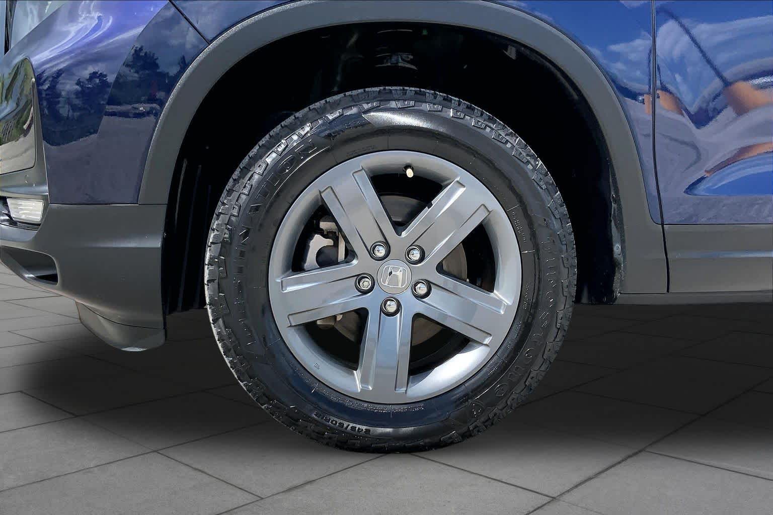 2023 Honda Ridgeline RTL-E Obsidian Blue Pearl at Honda of Clear Lake