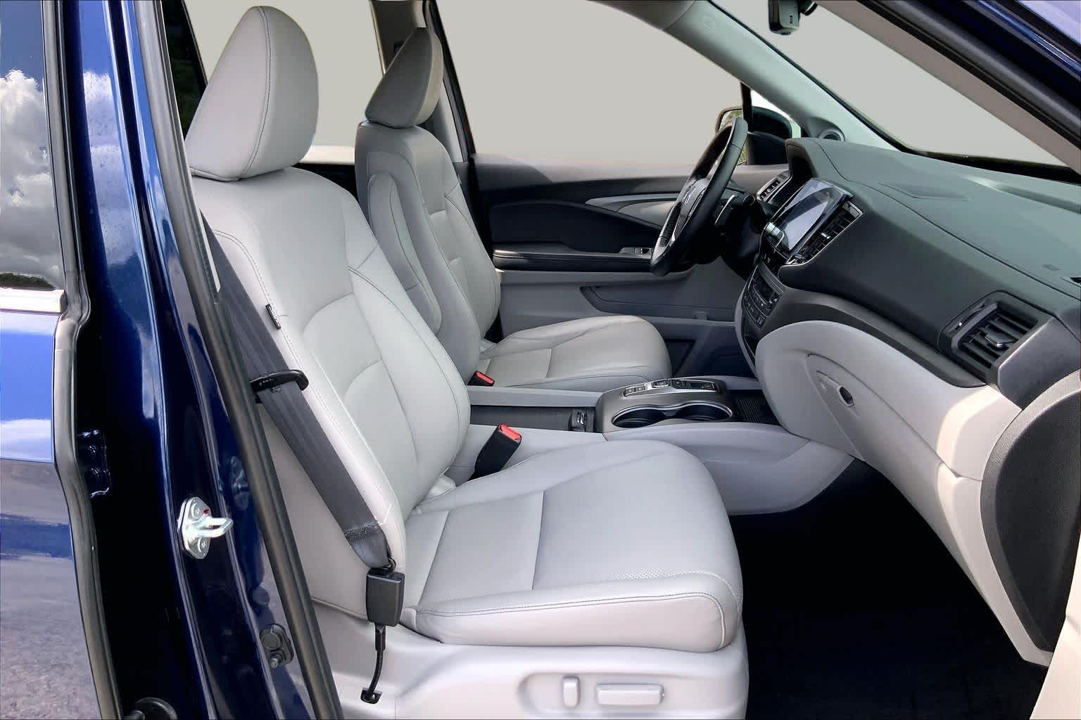 2023 Honda Ridgeline RTL-E Obsidian Blue Pearl at Honda of Clear Lake