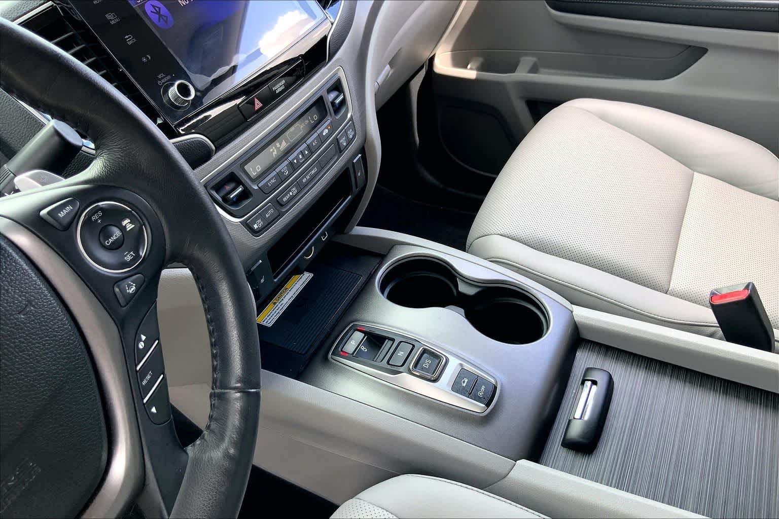 2023 Honda Ridgeline RTL-E Obsidian Blue Pearl at Honda of Clear Lake