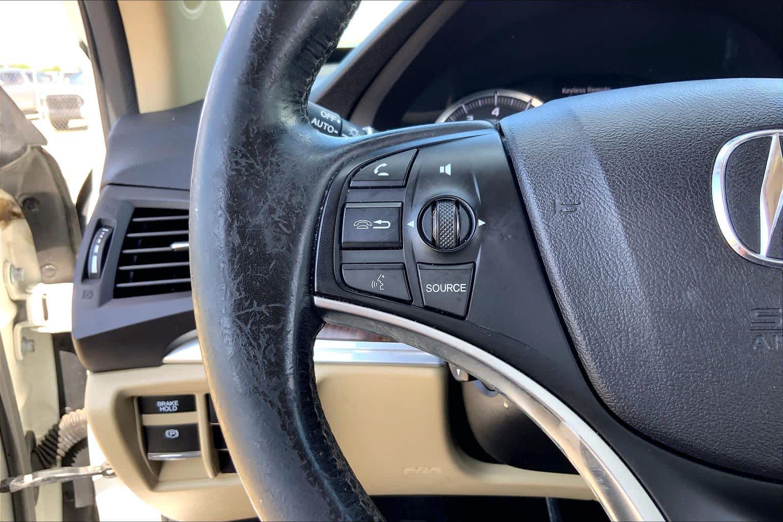 2017 Acura MDX w/Technology Pkg White Diamond Pearl at AutoNation USA Katy