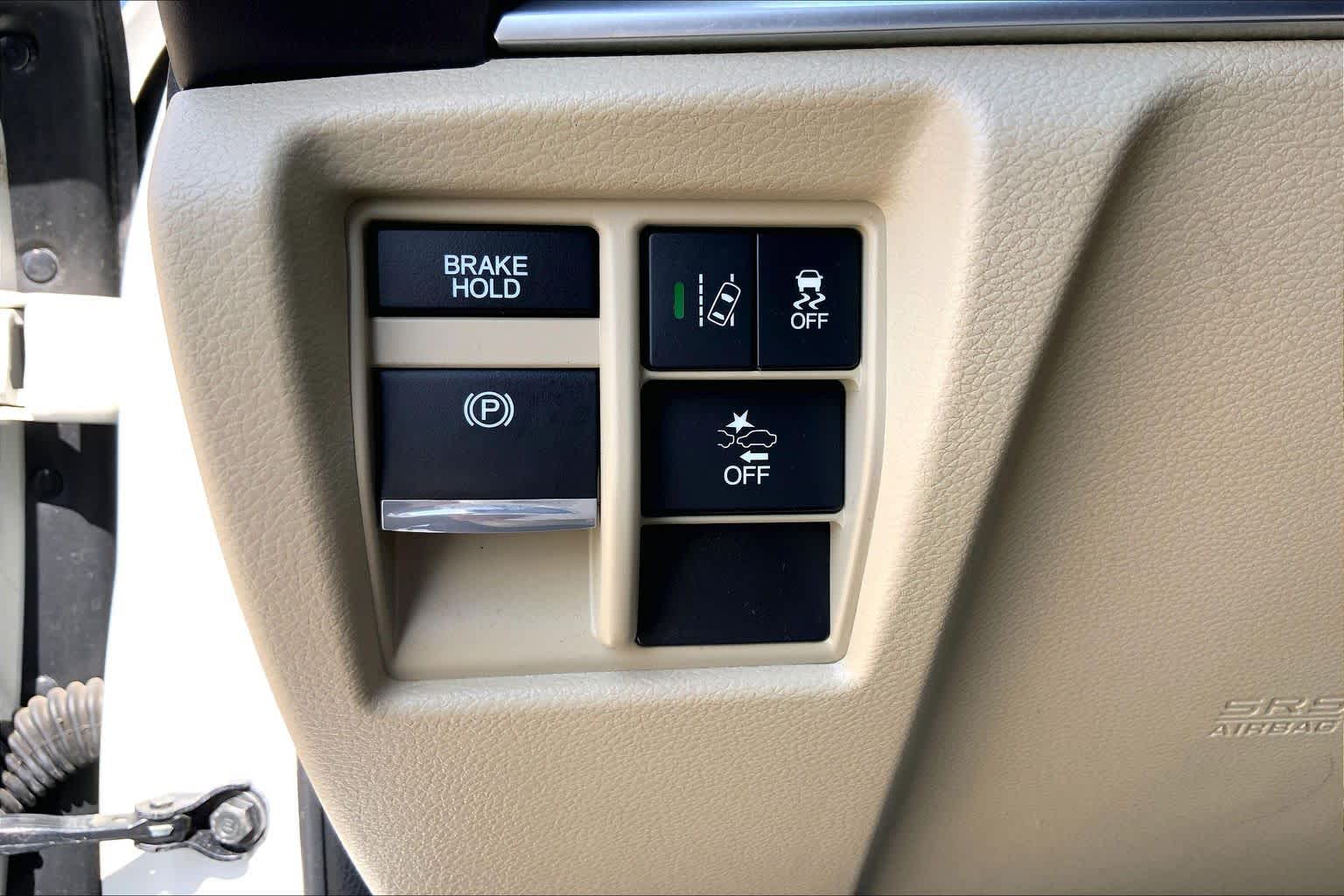 2017 Acura MDX w/Technology Pkg White Diamond Pearl at AutoNation USA Katy