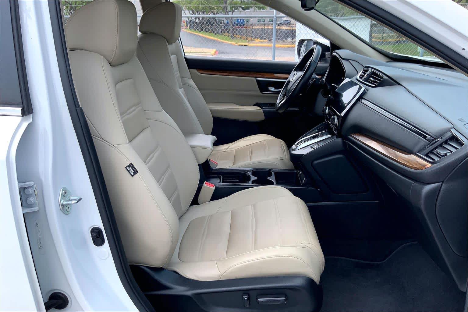 2022 Honda CR-V Hybrid EX-L Platinum White Pearl at AutoNation USA Katy