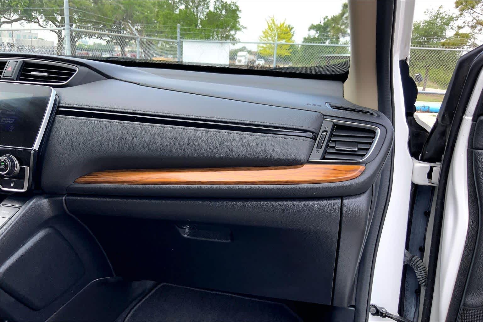 2022 Honda CR-V Hybrid EX-L Platinum White Pearl at AutoNation USA Katy